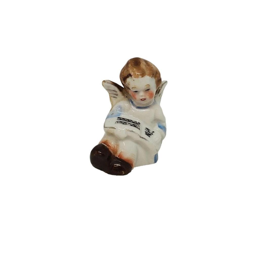 Made in occupied Japan, tiny Singing angel, Vintage Christmas ornament
